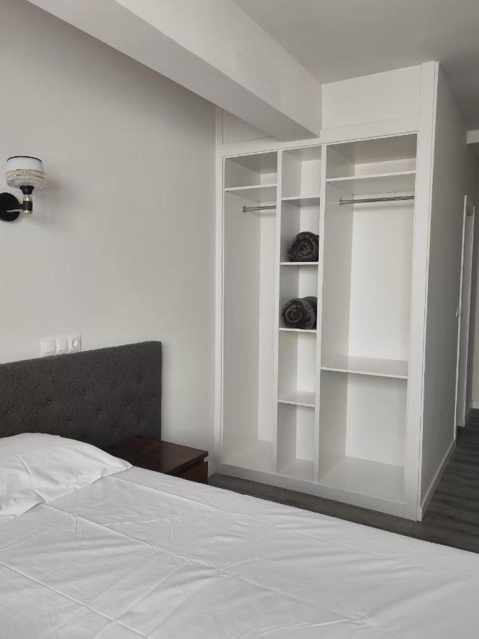 Hostal Golden 21*** Мадрид Экстерьер фото